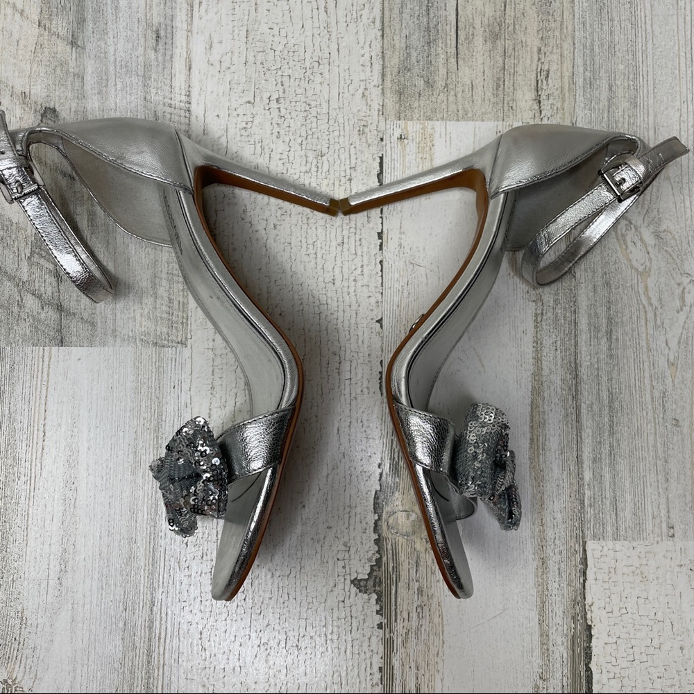 MICHAEL Michael Kors open toe sandal heels with silver sequin bow - 6.5M - Picture 5 of 9